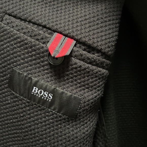 Hugo Boss Unstructured Black Textured Blazer - Picture 5 of 6